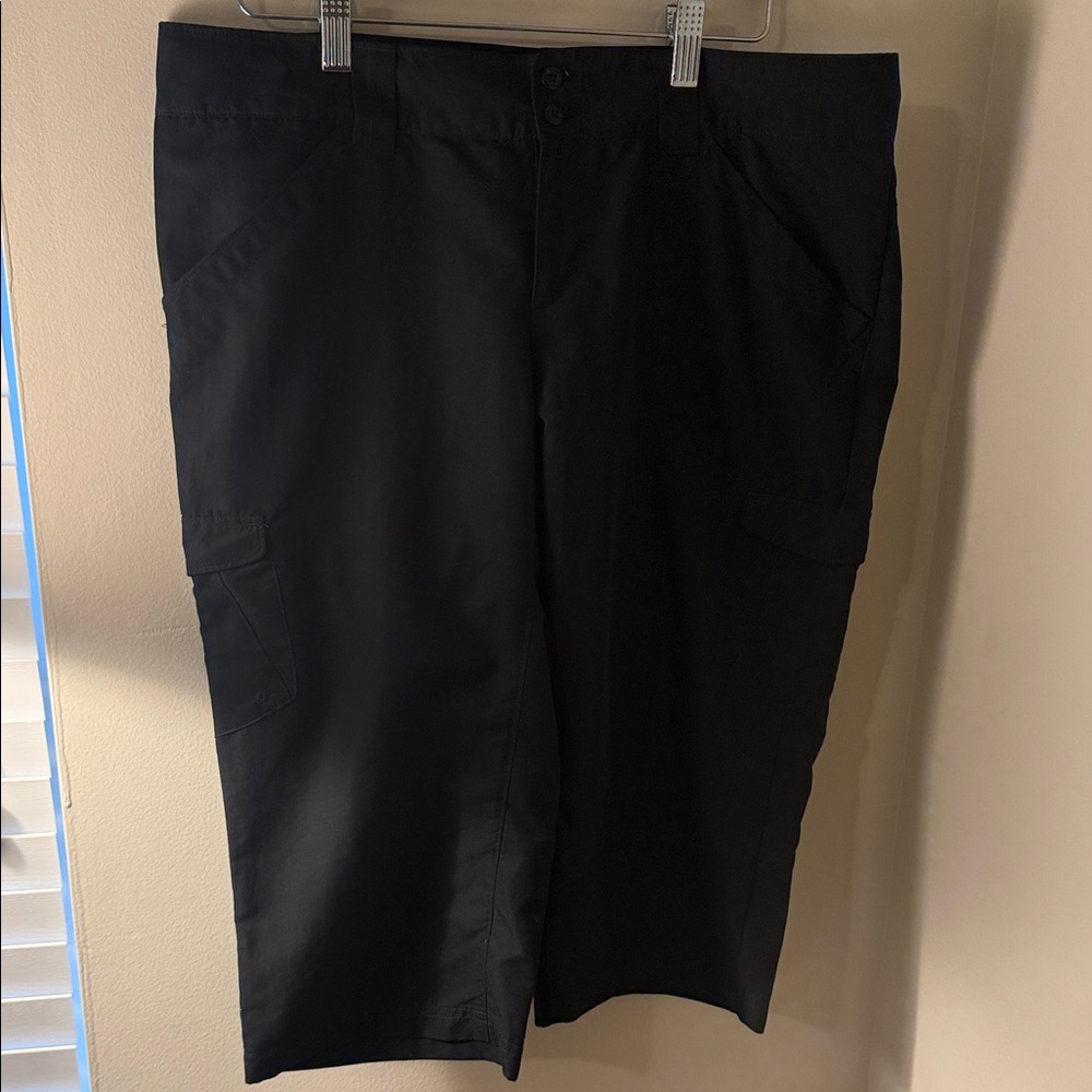 Black Cargo Knee-Length Shorts